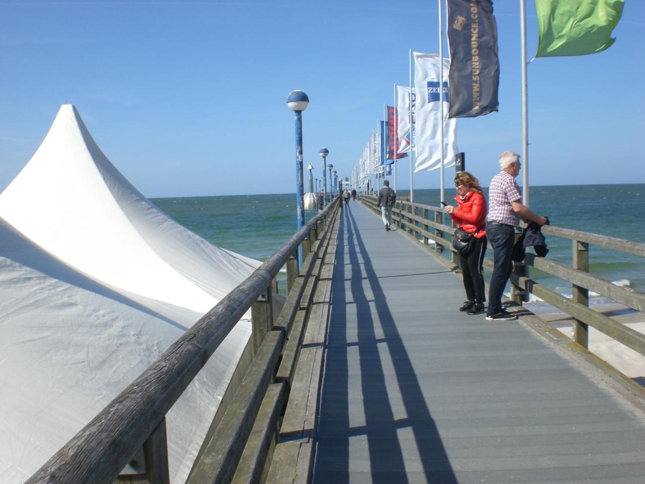 Achtern - Diek - Am Strand Zingst Exterior photo